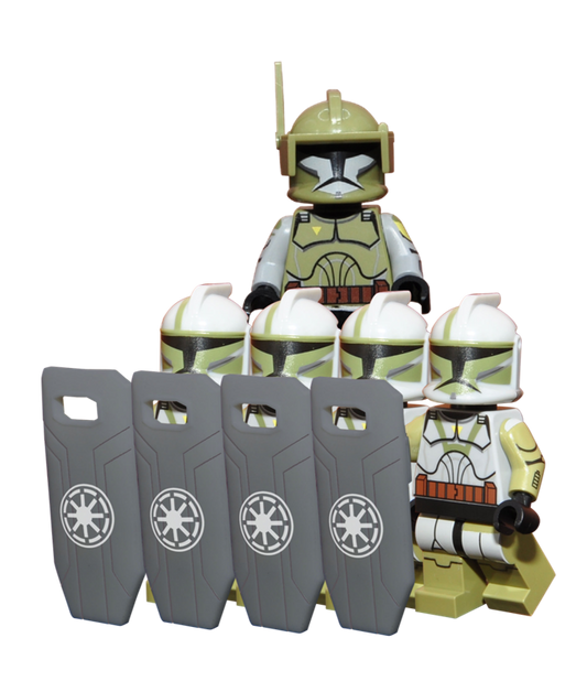 Pack B- Doom w Doom trooper w shield